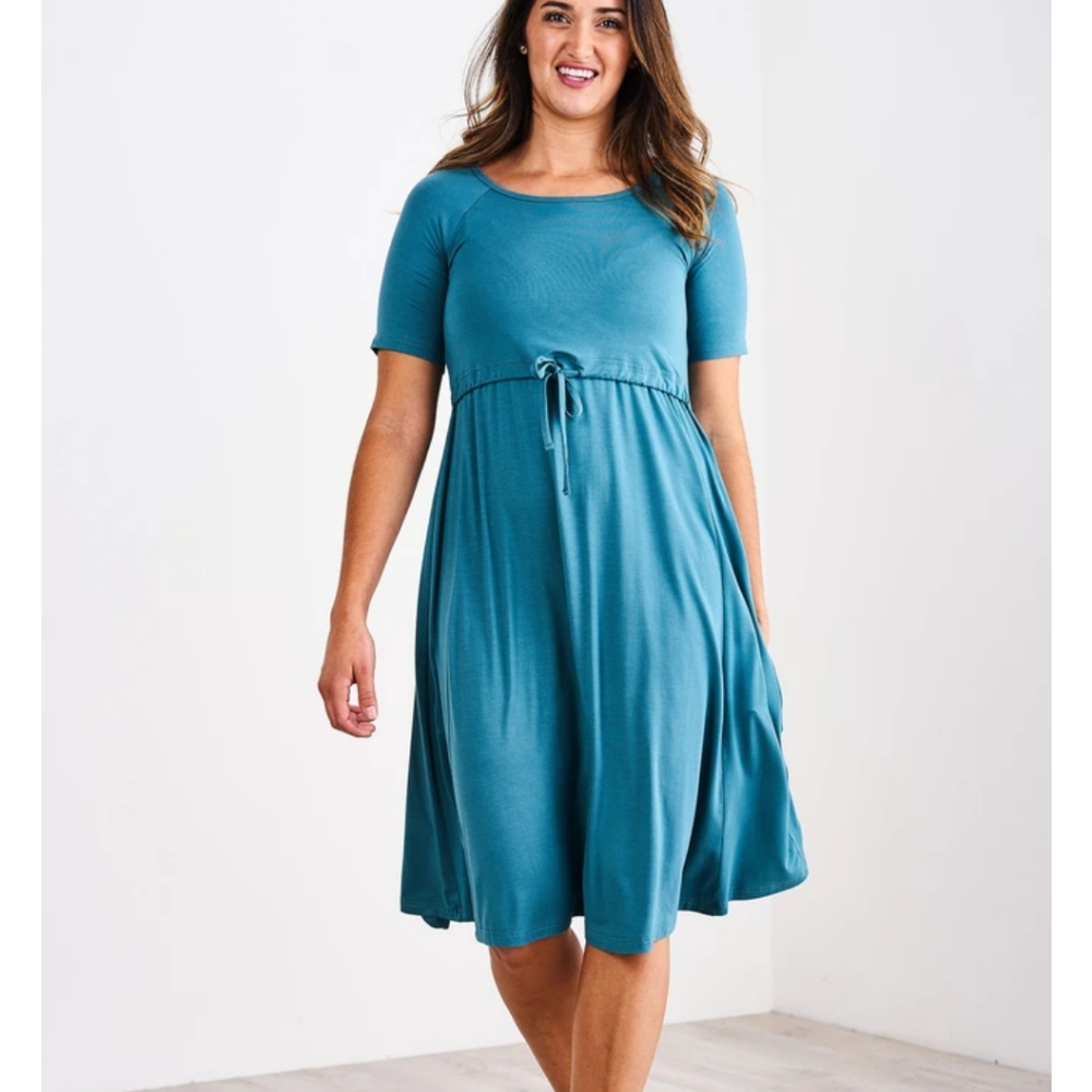 EEUC Latched Mama Drawstring Midi Dress